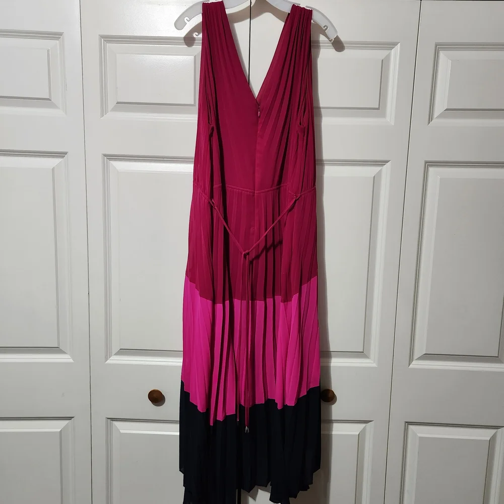 NWOT Taylor Pink and Navy High Low Dress - Picture 2 of 4